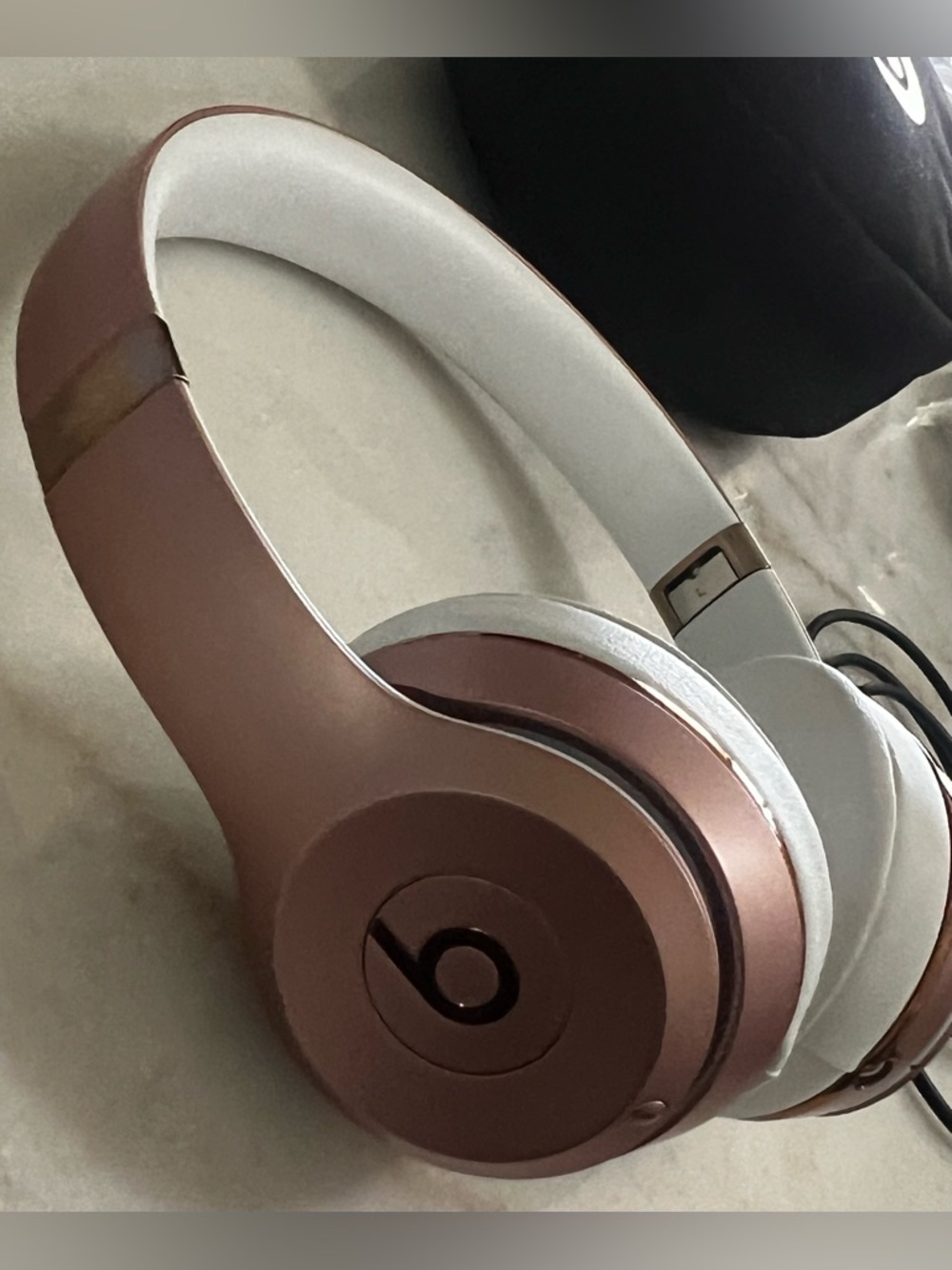 Beats Solo3 Wireless On-Ear Headphones in Rose Gold -Work Great- - Picture 4 of 7